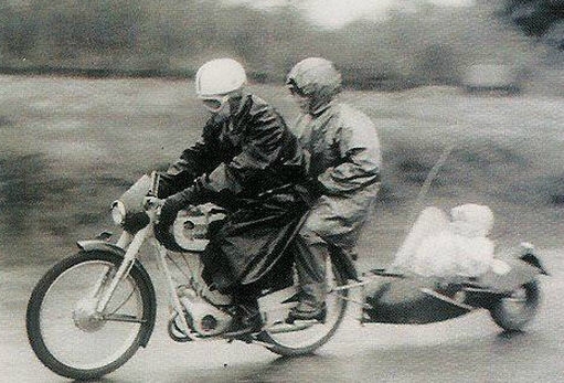 transport des motos à l'ancienne