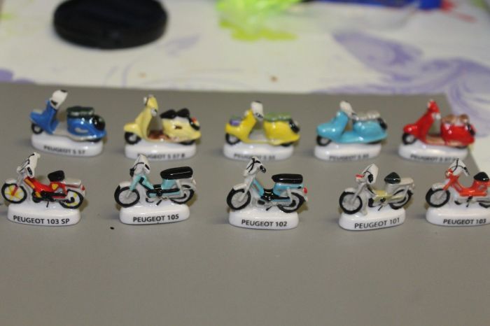motos vertes miniatures / maquettes